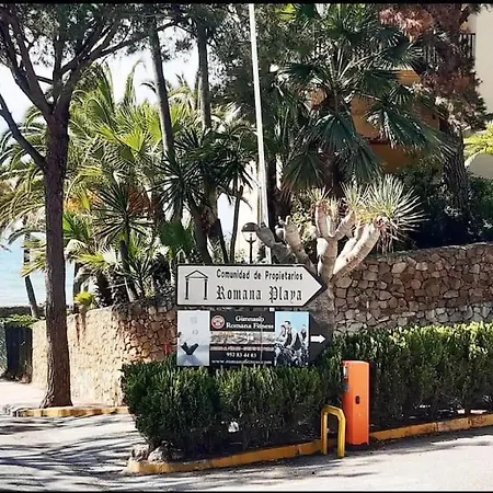 Appartement Elviria,studio Cu Vedere La Mare